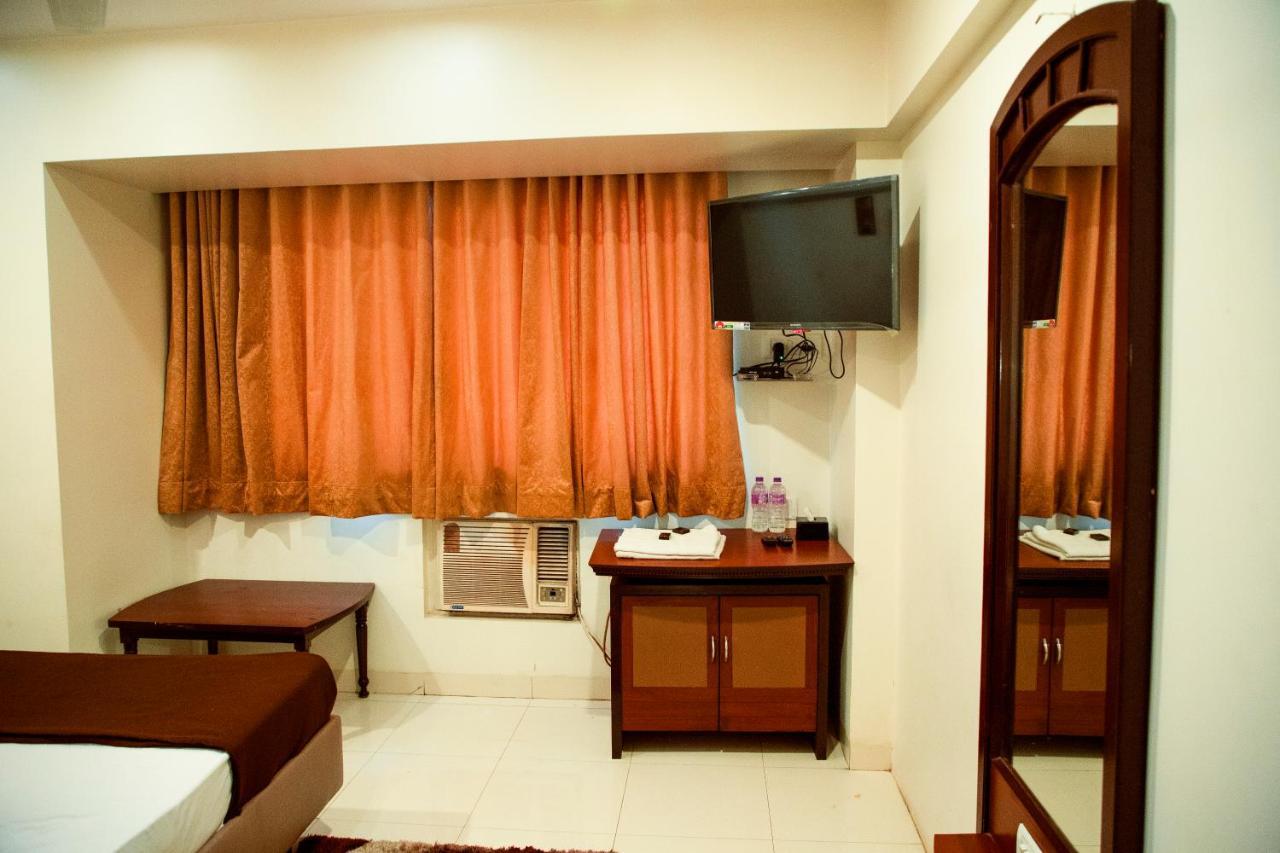 Hotel Ashoka Mire Экстерьер фото